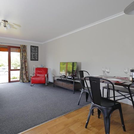 Mokonui Cottage - Te Anau Holiday Home المظهر الخارجي الصورة