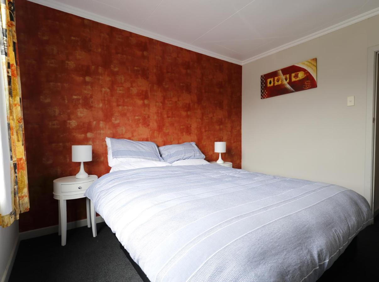 Mokonui Cottage - Te Anau Holiday Home المظهر الخارجي الصورة