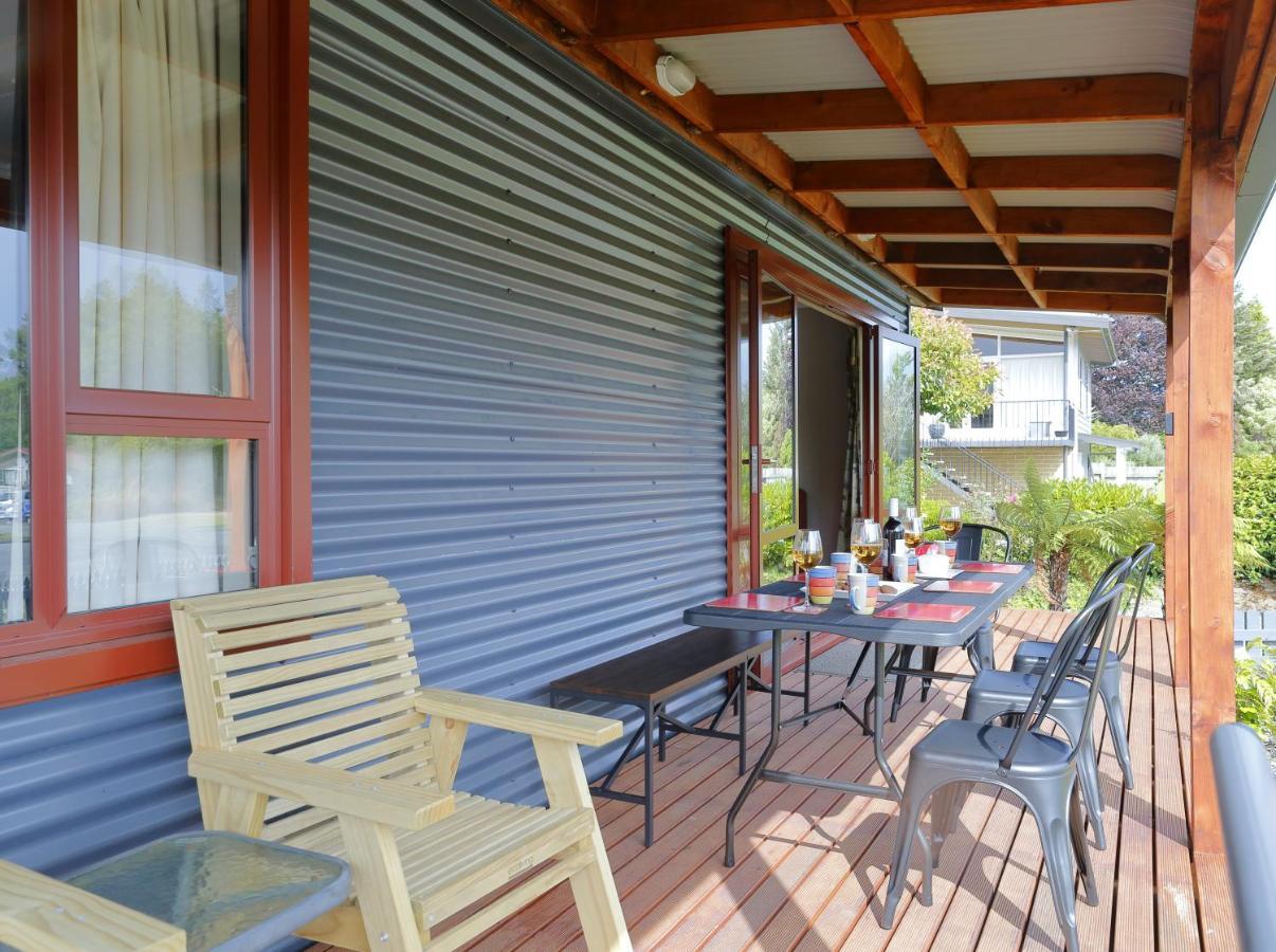 Mokonui Cottage - Te Anau Holiday Home المظهر الخارجي الصورة