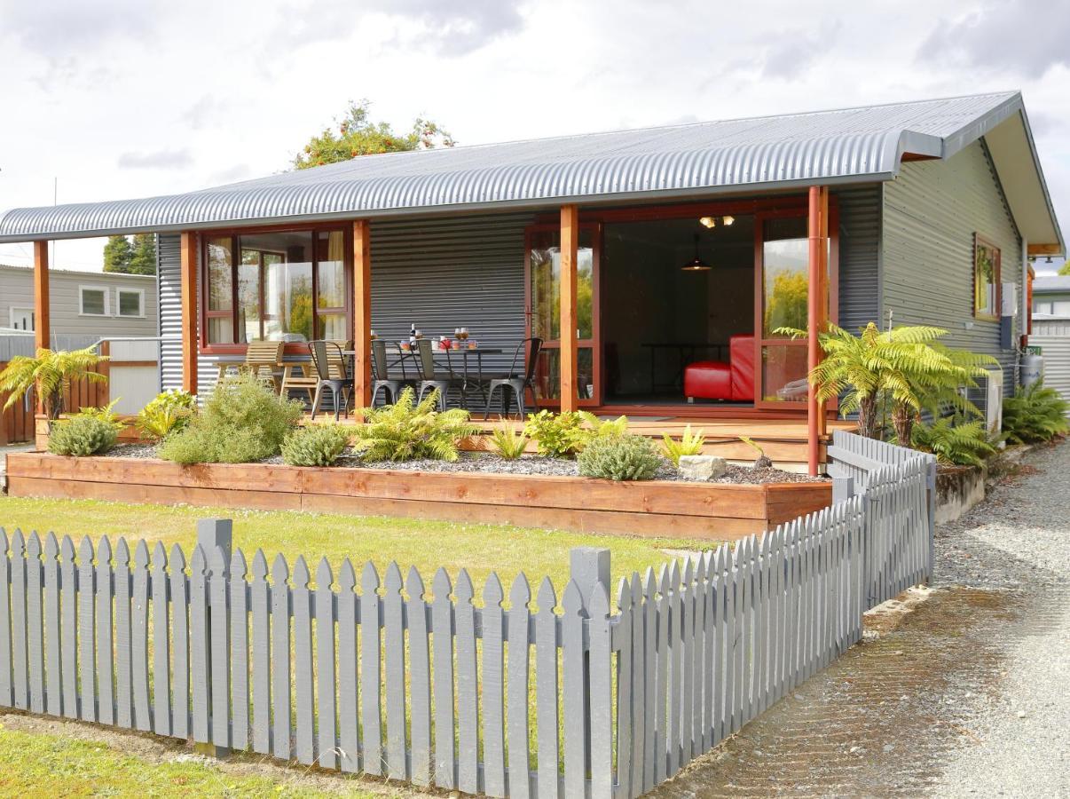 Mokonui Cottage - Te Anau Holiday Home المظهر الخارجي الصورة